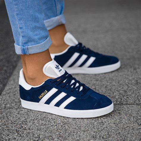 adidas schuhe damen dunkelblau|Blaue adidas Schuhe für Damen online kaufen.